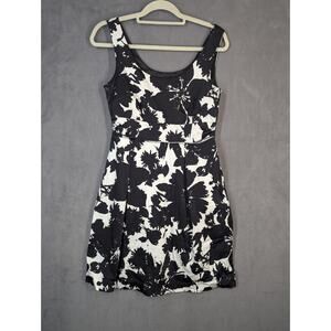 Ann Taylor Women Black/White Floral Dress size 8 Petite